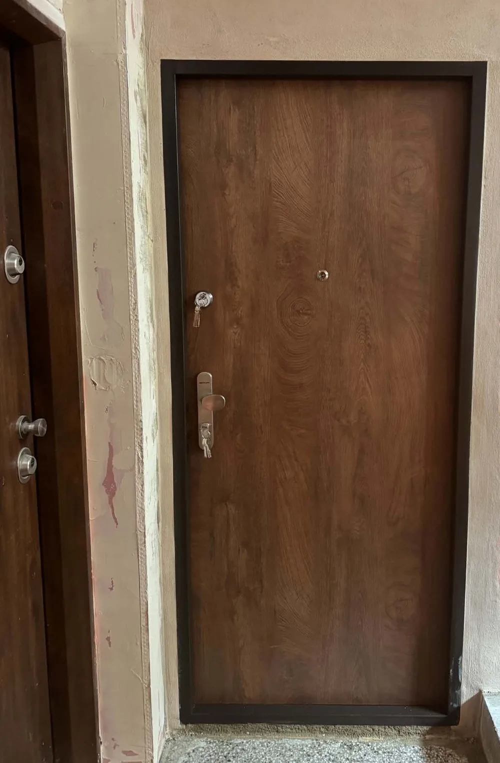 Bezpečnostní dveře SECUM po montáži, realizace prodejce Kutil Karviná